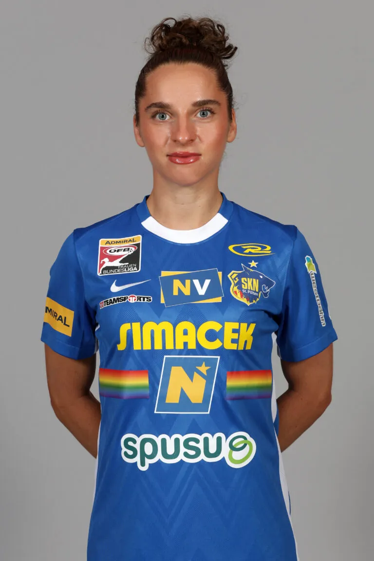 SOCCER FBL, St.Poelten, team photo shoot