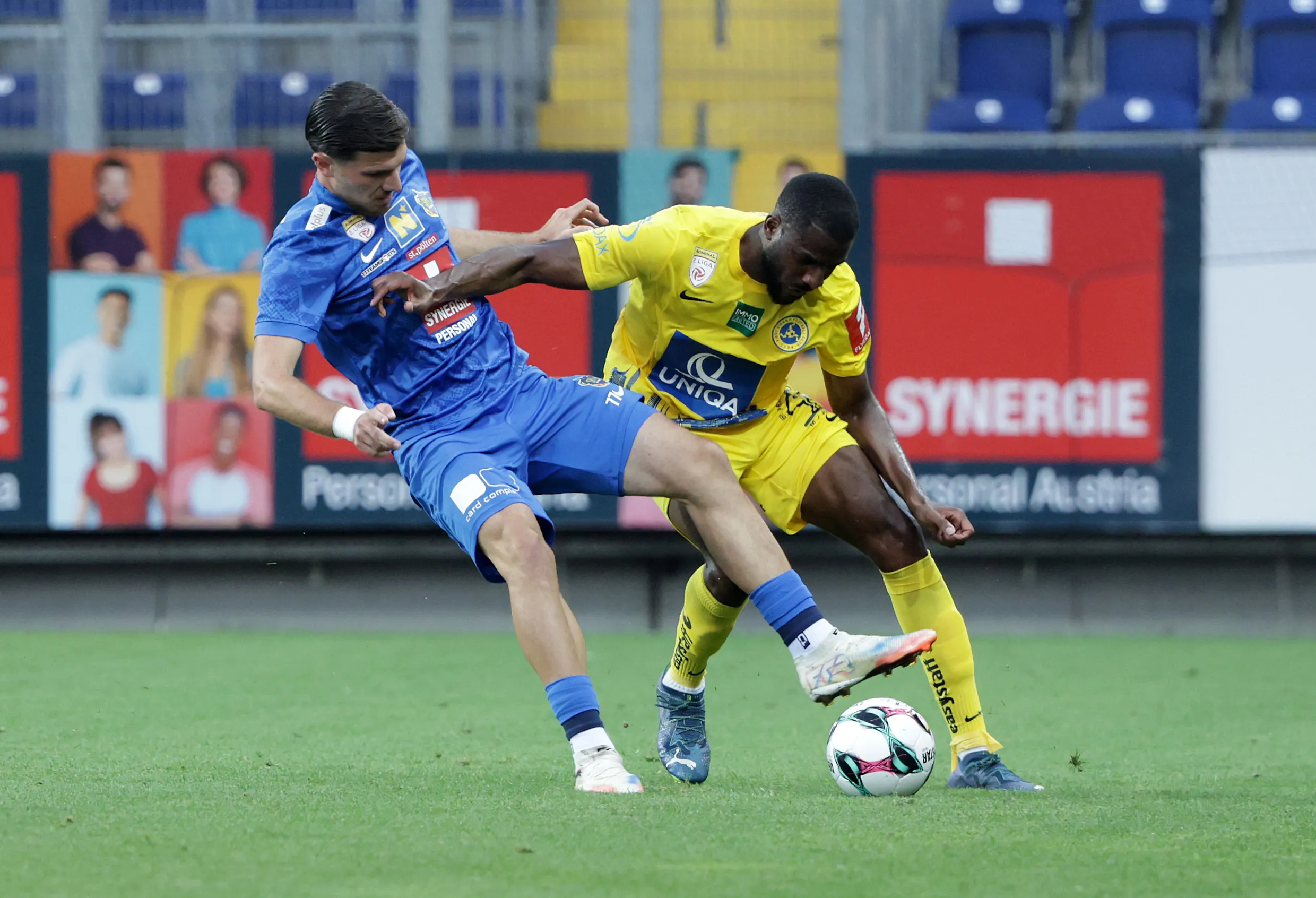 SOCCER 2. Liga, St.Poelten vs Vienna