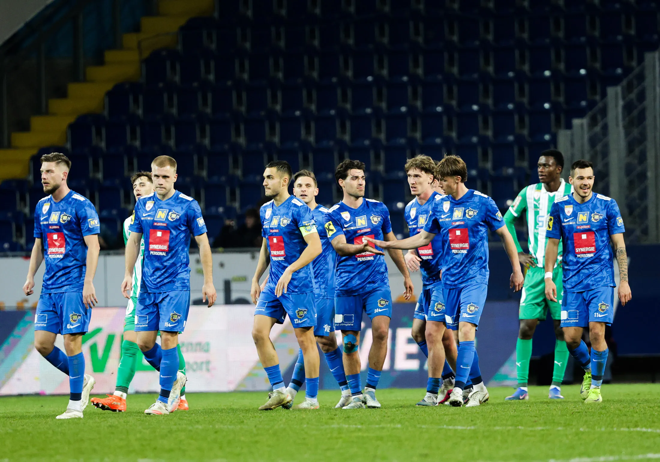 SOCCER 2. Liga, St.Poelten vs Rapid II