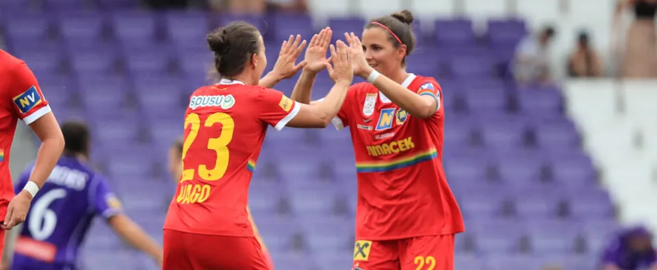 Fanny Vágó & Jennifer Klein (Bild: Tom Seiss)