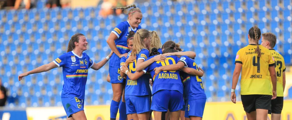 Teamjubel SKN Frauen (Bild: Tom Seiss)