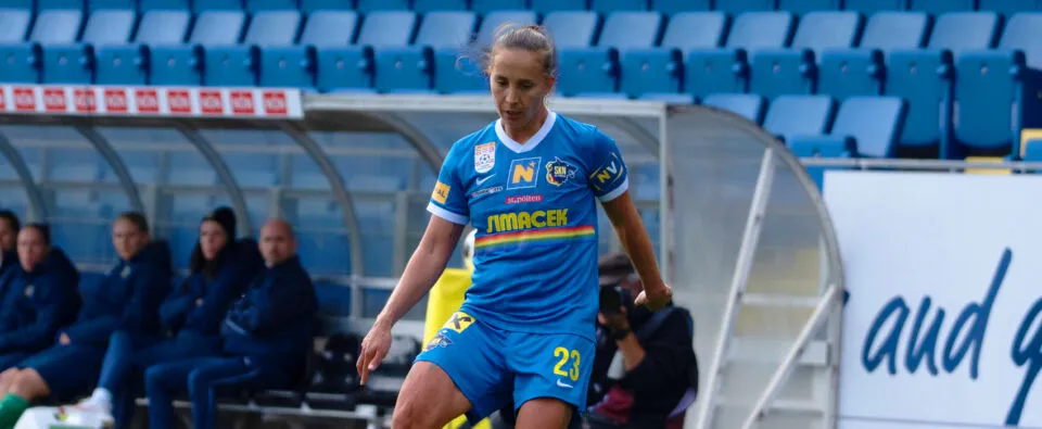 Fanni Vágó gegen Rapid